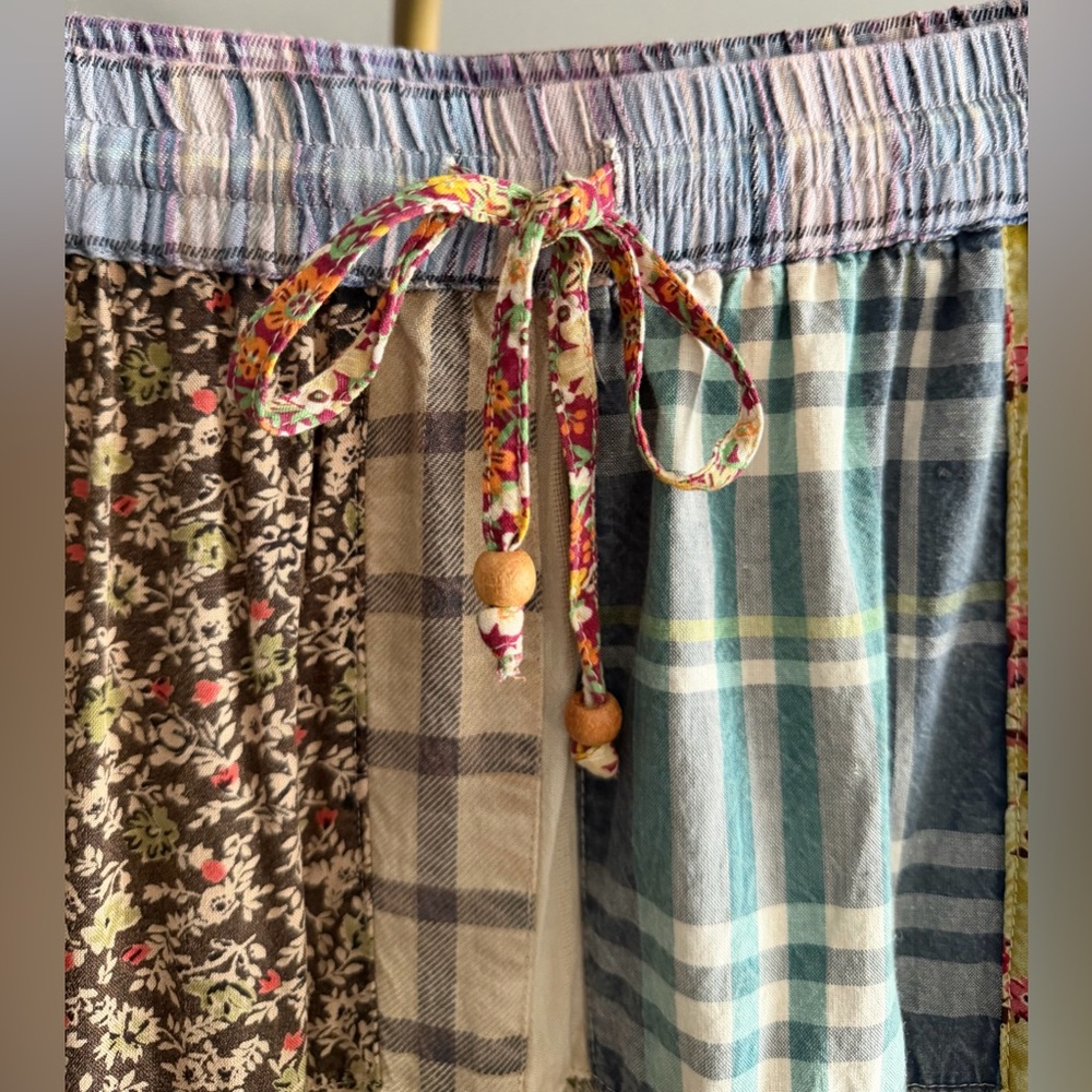 Young Threads Bohemian Floral Patchwork Cargo Poc… - image 3